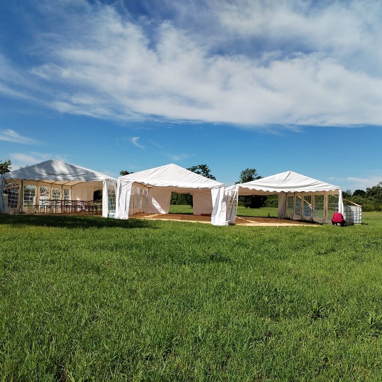 Najam velikog šatora za proslave - Gama Events